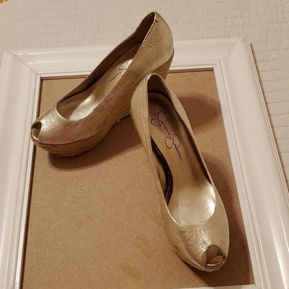 Jessica Simpson gold peep toe platform wedge shoes size 6.5 - Picture 1 of 11